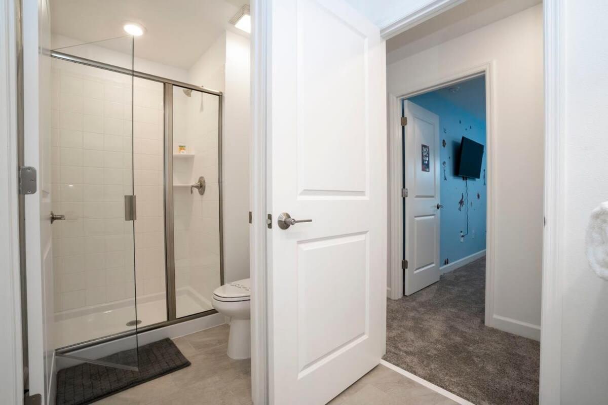 Gorgeous 4 Bedroom W Screened Pool Close To Disney 2653 كيسيمي المظهر الخارجي الصورة